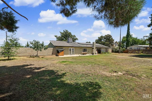12420 Paddock Place, Bakersfield, CA 93312