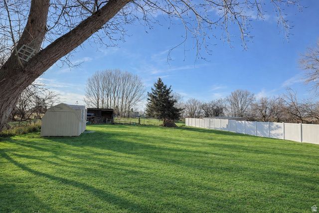 13961 N HAWTHORNE RD, Pocatello, ID 83202