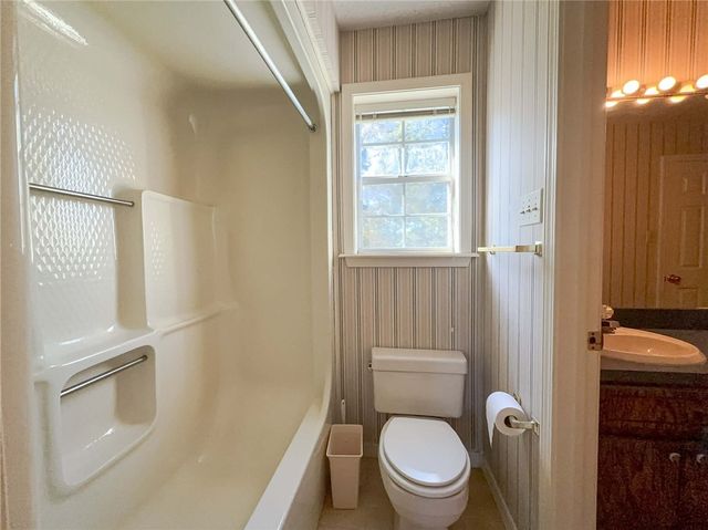 951 Bowen Estates Road, Russellville, AR 72802