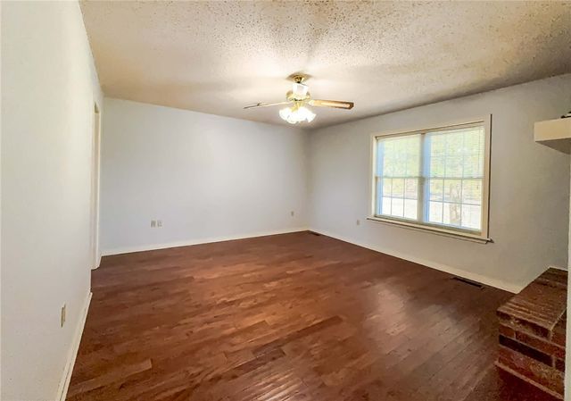 951 Bowen Estates Road, Russellville, AR 72802