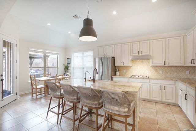 3806 Brahman, Bulverde, TX 78163