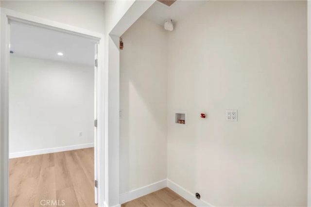 7040 Tyrone Avenue, Van Nuys, CA 91405