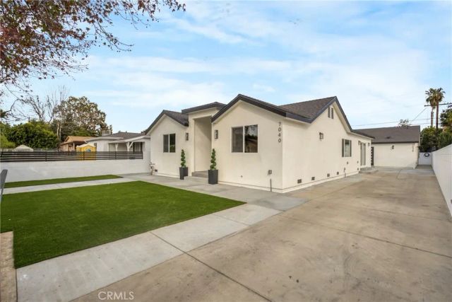 7040 Tyrone Avenue, Van Nuys, CA 91405