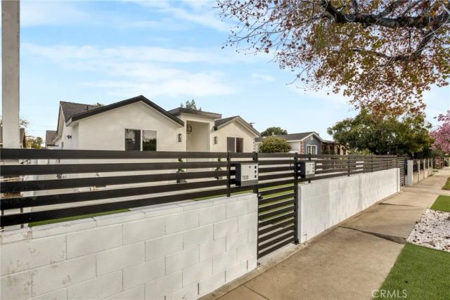 7040 Tyrone Avenue, Van Nuys, CA 91405