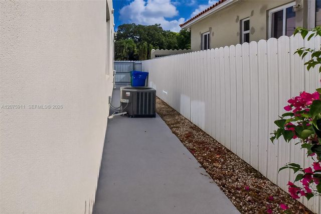 2272 SW 13th Street, Miami, FL 33145