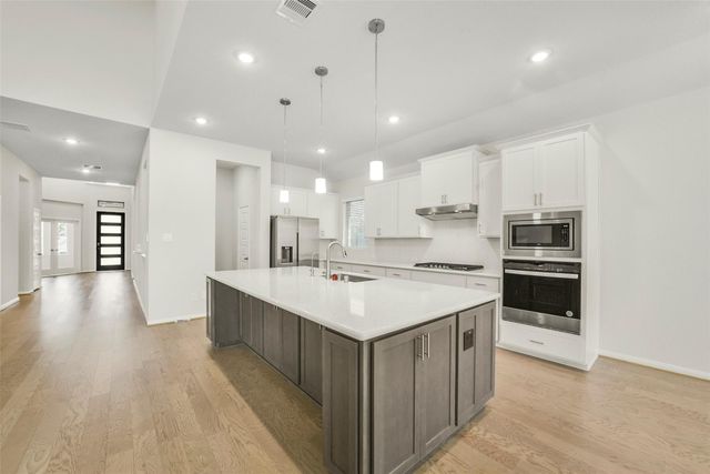 18327 Starlight Valley Trail, Cypress, TX 77433