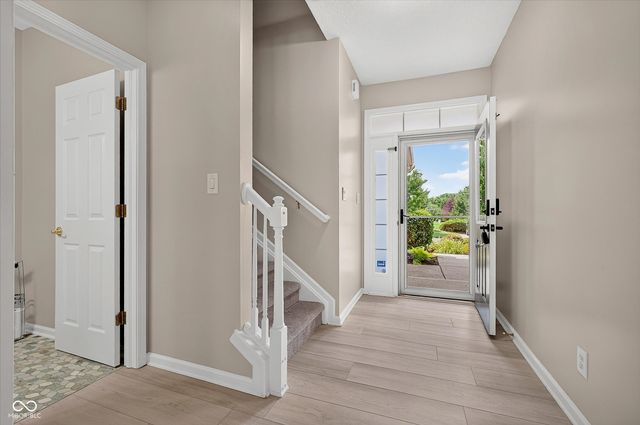 4132 Much Marcle Drive, Zionsville, IN 46077