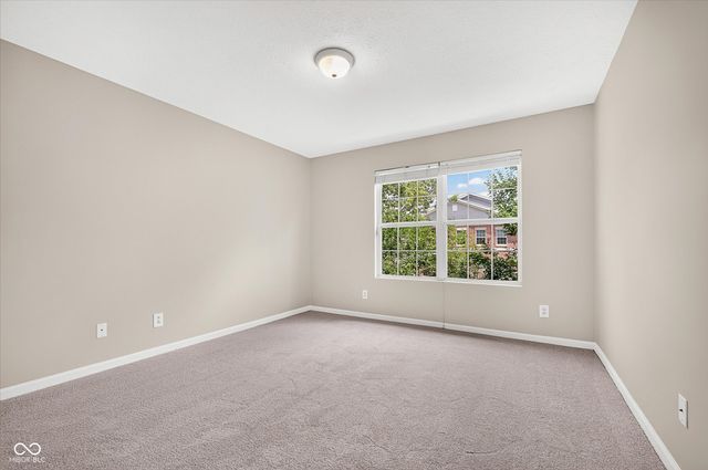 4132 Much Marcle Drive, Zionsville, IN 46077