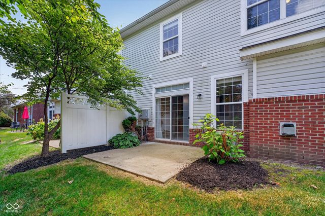 4132 Much Marcle Drive, Zionsville, IN 46077