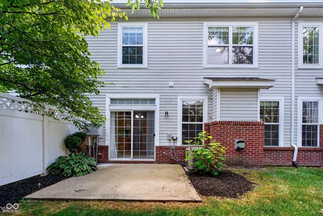 4132 Much Marcle Drive, Zionsville, IN 46077