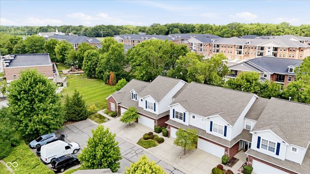 4132 Much Marcle Drive, Zionsville, IN 46077