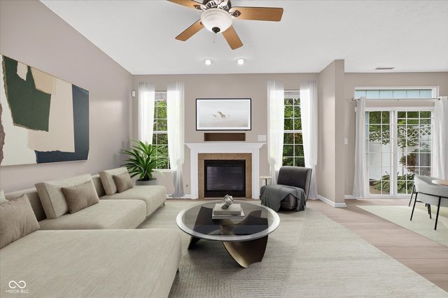 4132 Much Marcle Drive, Zionsville, IN 46077