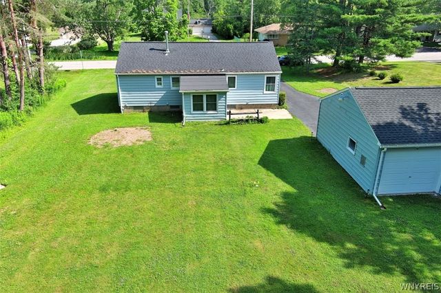 7399 Michael Road, Orchard Park, NY 14127