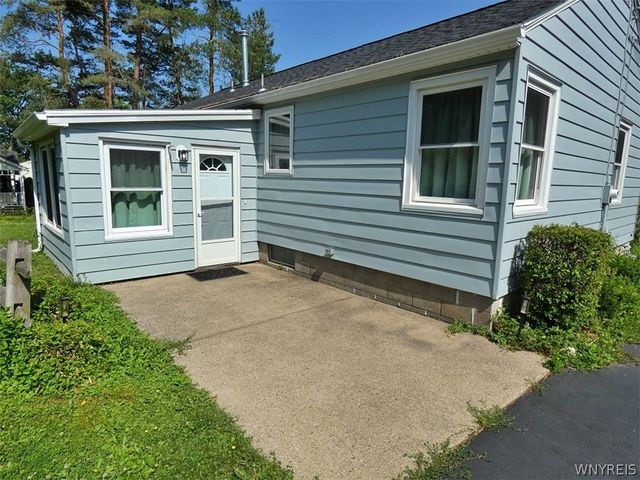 7399 Michael Road, Orchard Park, NY 14127