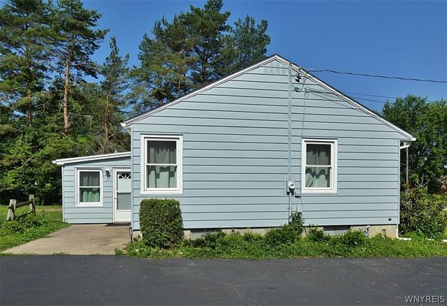 7399 Michael Road, Orchard Park, NY 14127