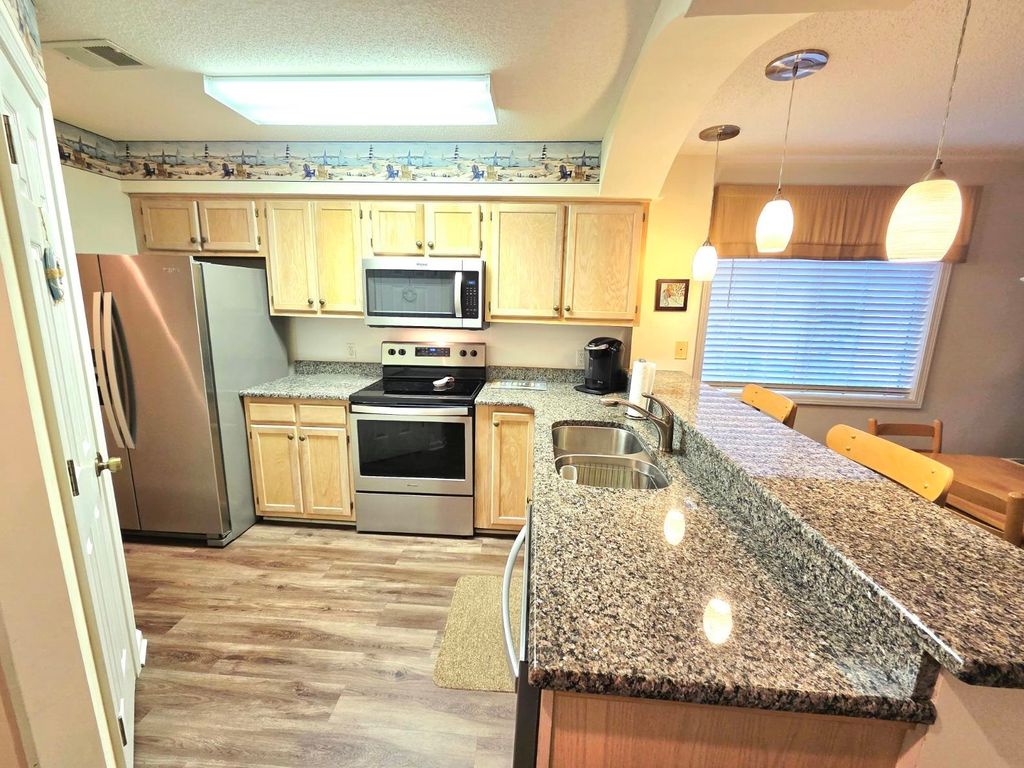 1900 Duffy St Unit H4, North Myrtle Beach, SC 29582 — photo 4