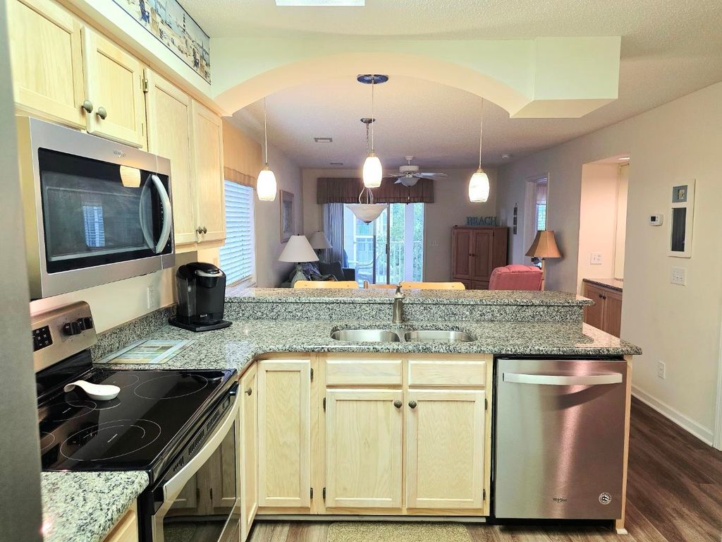 1900 Duffy St Unit H4, North Myrtle Beach, SC 29582 — photo 5
