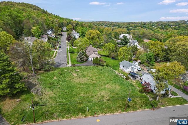 84-98 Roosevelt, North Haledon, NJ 07508