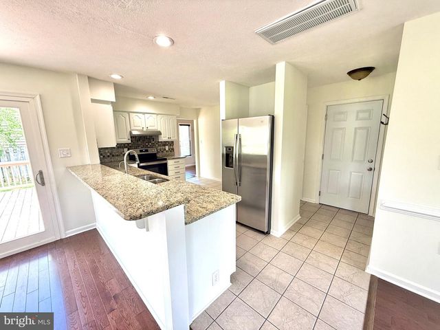 101 SOUTHDOWN CIR, Stephens City, VA 22655