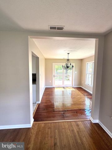 101 SOUTHDOWN CIR, Stephens City, VA 22655