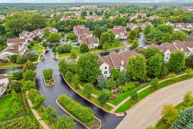 1 Waterfront Court, Algonquin, IL 60102