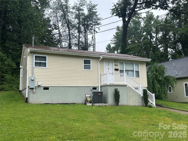 212 Maple Avenue, Marion, NC 28752