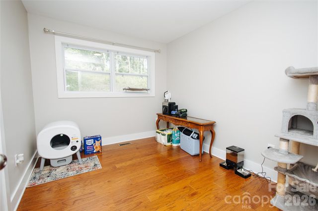 212 Maple Avenue, Marion, NC 28752
