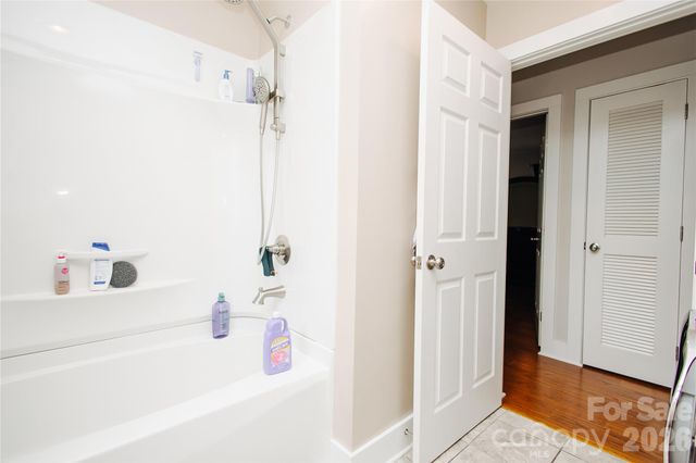 212 Maple Avenue, Marion, NC 28752