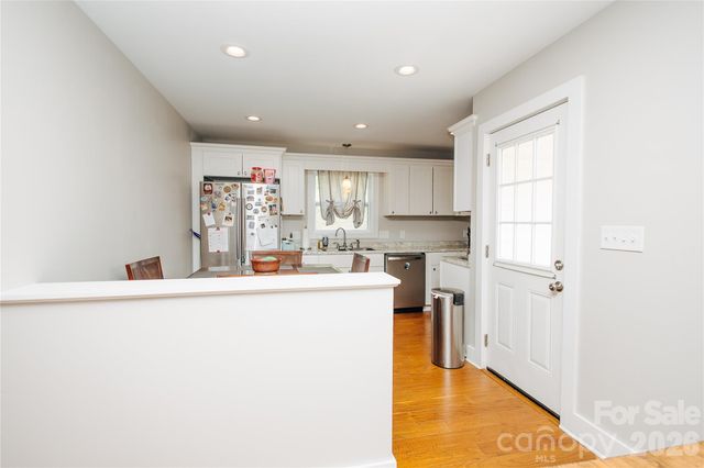 212 Maple Avenue, Marion, NC 28752