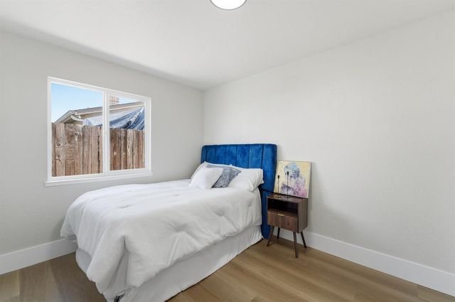 1376 Speer St, Oakdale, CA 95361