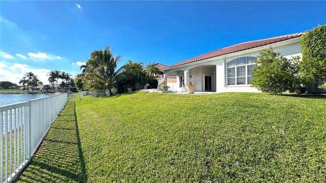 4145 SW 151st Ter, Miramar, FL 33027