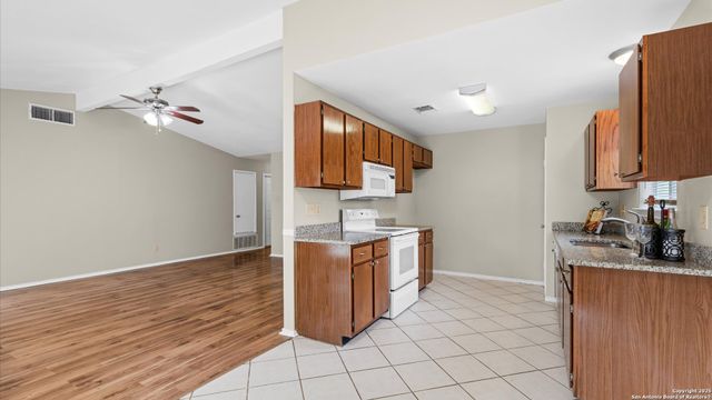 3634 Ridge Cluster, San Antonio, TX 78247