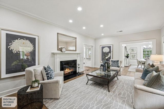 690 Lincoln Avenue, Palo Alto, CA 94301