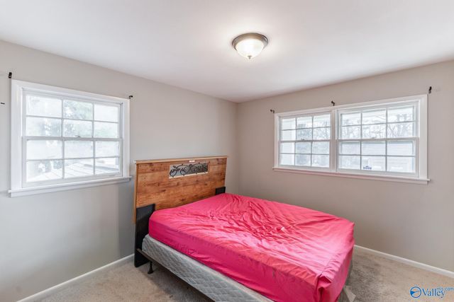 3818 Jamestown Drive, Huntsville, AL 35810