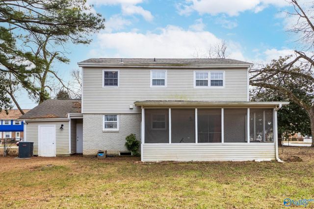 3818 Jamestown Drive, Huntsville, AL 35810