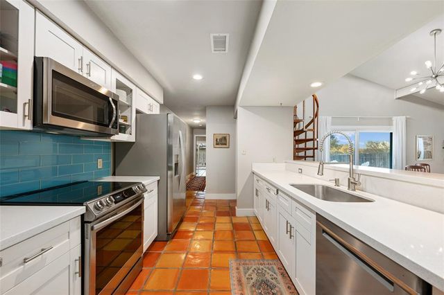2210 Red Fox RD, Austin, TX 78734