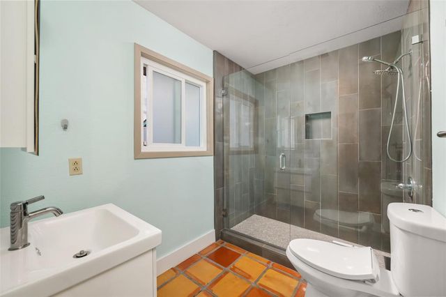 2210 Red Fox RD, Austin, TX 78734