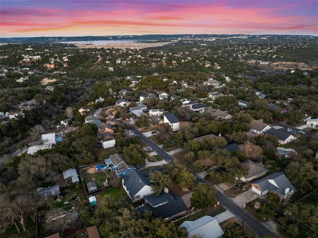 2210 Red Fox RD, Austin, TX 78734