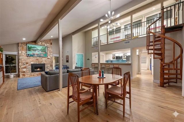 2210 Red Fox RD, Austin, TX 78734