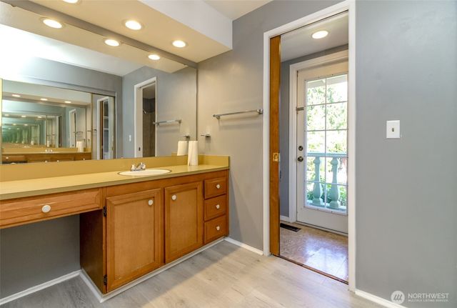 14823 SE 172nd Place, Renton, WA 98058