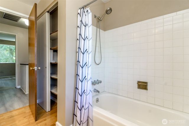 14823 SE 172nd Place, Renton, WA 98058
