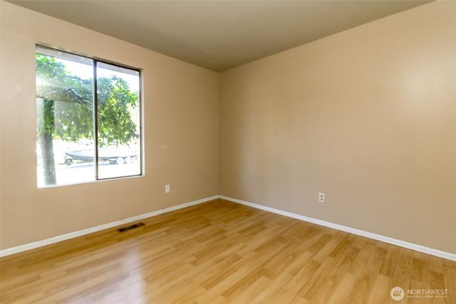 14823 SE 172nd Place, Renton, WA 98058