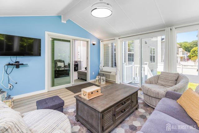 19 trish Court, Old Bridge, NJ 07747