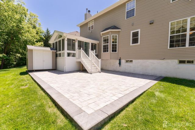 19 trish Court, Old Bridge, NJ 07747