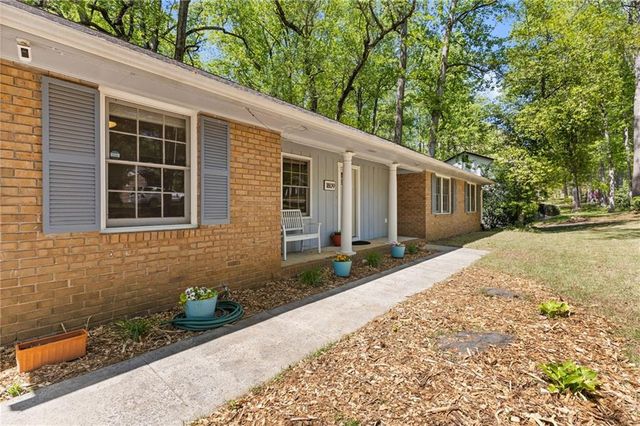 1809 Kimberly Drive SW, Marietta, GA 30008