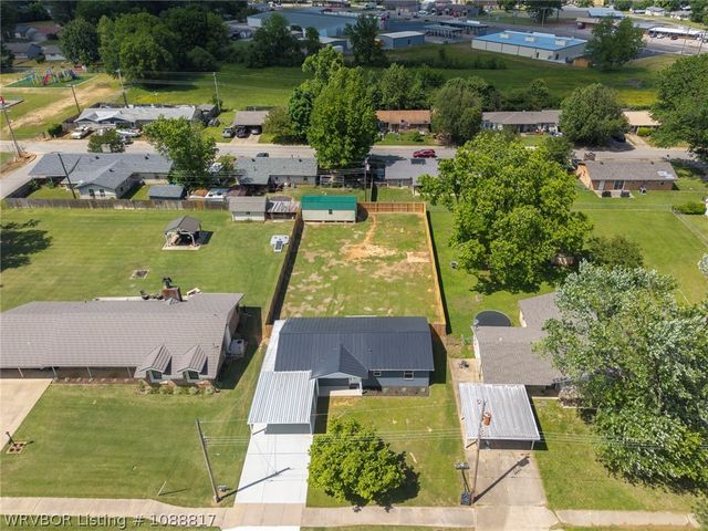 1204 D Street, Barling, AR 72923