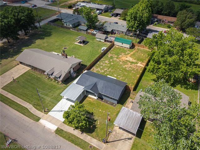 1204 D Street, Barling, AR 72923