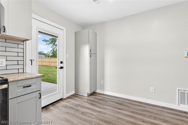 1204 D Street, Barling, AR 72923