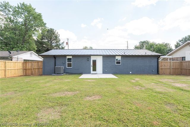 1204 D Street, Barling, AR 72923