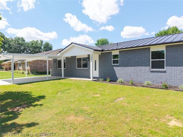 1204 D Street, Barling, AR 72923